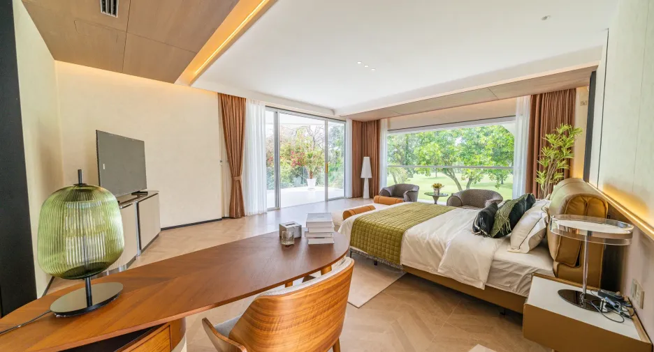 For sale 8 bedrooms villa in Huay Yai, Pattaya
