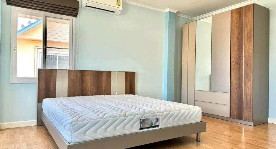 For rent 3 bedrooms house in San Sai, Chiang Mai