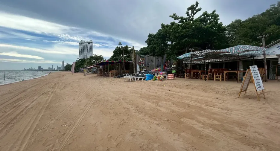 Haus zur Miete mit 3 Zimmer in Bang Lamung, Chonburi