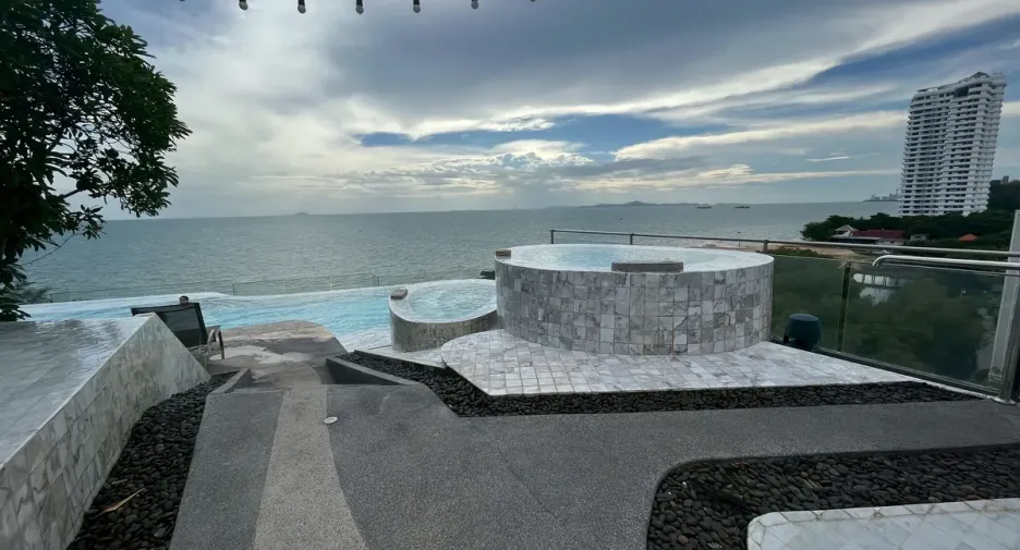Haus zur Miete mit 3 Zimmer in Bang Lamung, Chonburi