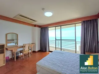 For rent 4 bedrooms condo in Bang Lamung, Chonburi