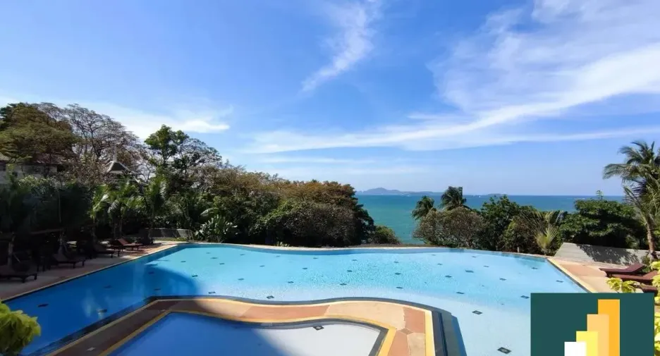 For rent 4 bedrooms condo in Bang Lamung, Chonburi