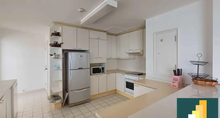 For rent 4 bedrooms condo in Bang Lamung, Chonburi