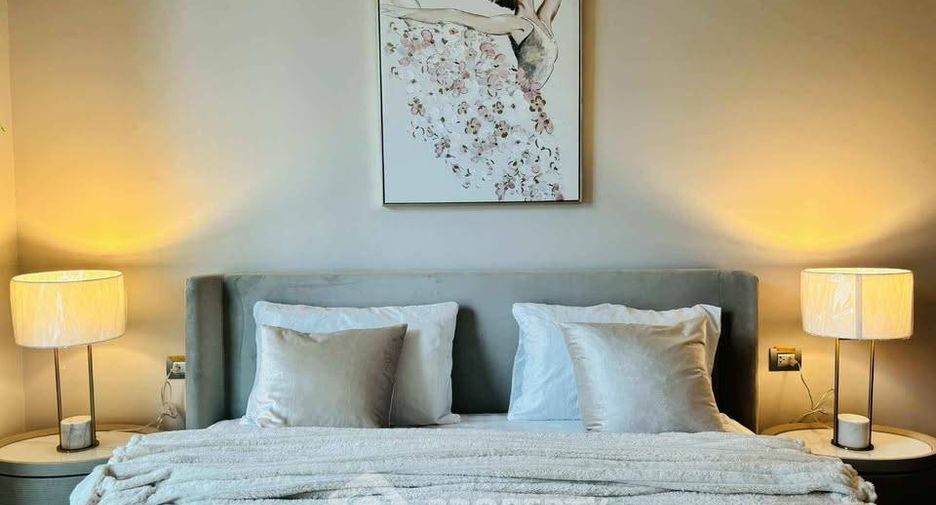 For sale 2 bedrooms apartment in Pathum Wan, Bangkok