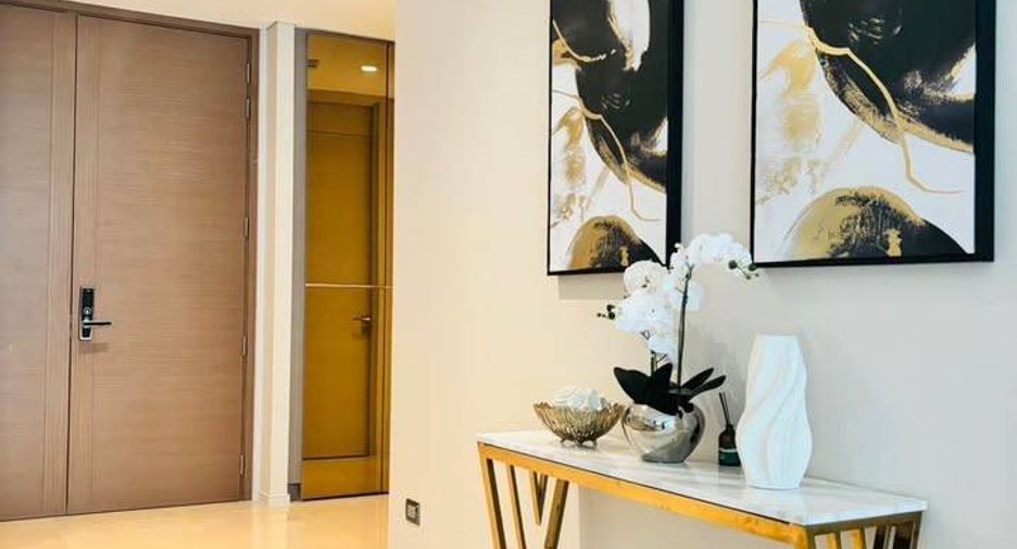 For sale 2 bedrooms apartment in Pathum Wan, Bangkok
