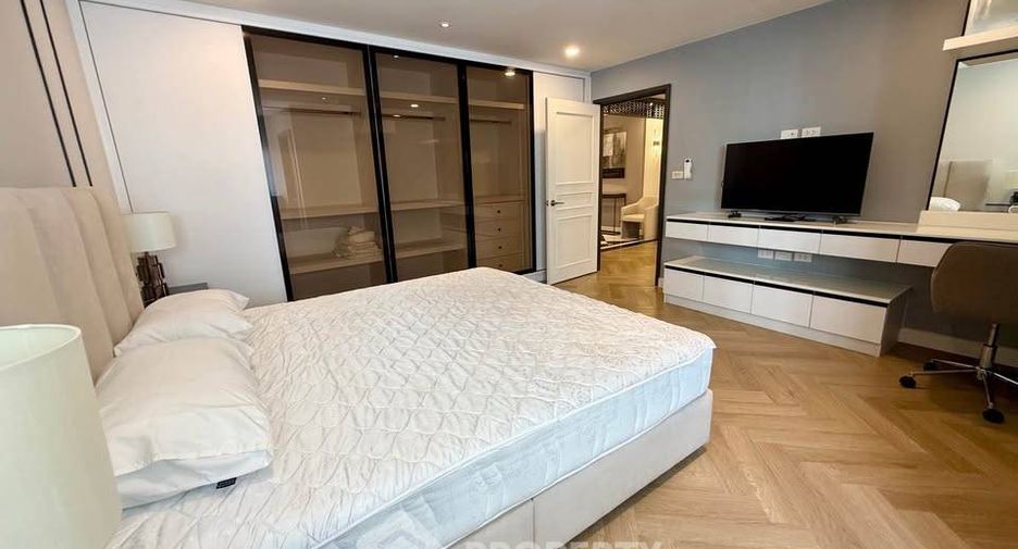 Condo en venta de 3 habitaciones en Khlong Toei, Bangkok
