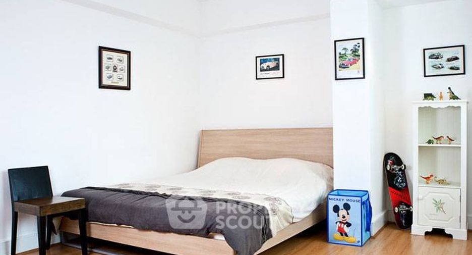 Apartamento en alquiler de 3 habitaciones en Watthana, Bangkok
