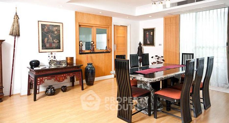 Apartamento en alquiler de 3 habitaciones en Watthana, Bangkok