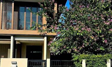 For rent 4 bedrooms house in Bang Kapi, Bangkok