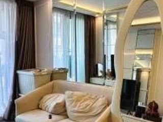 For rent 1 bed condo in Huai Khwang, Bangkok