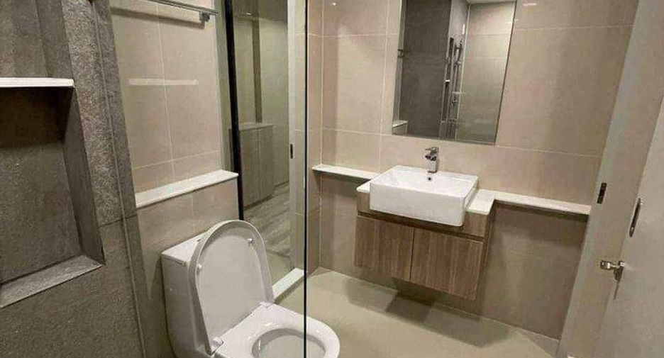 For rent 1 bed condo in Phra Khanong, Bangkok