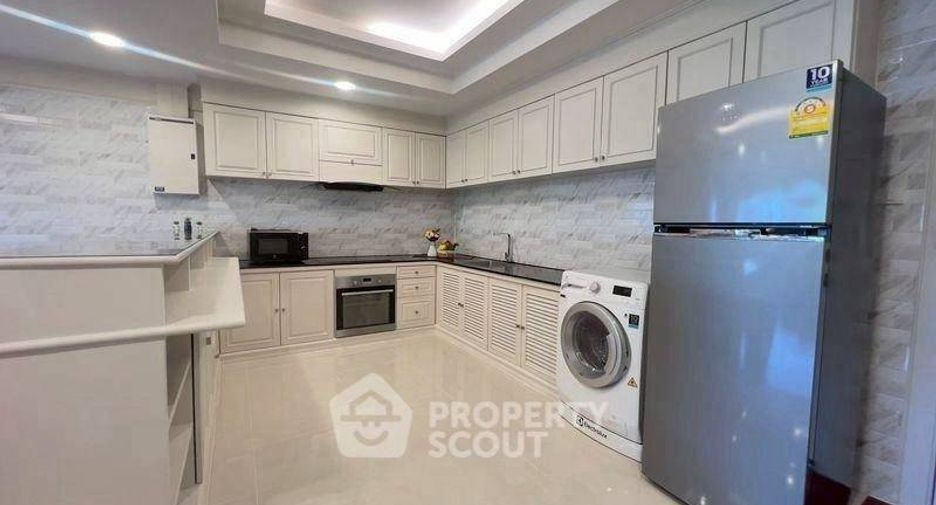 For rent 2 ベッドルーム apartment in Khlong Toei, Bangkok