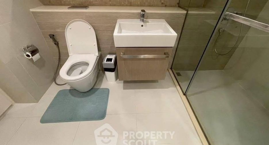 For rent 1 bed condo in Khlong Toei, Bangkok