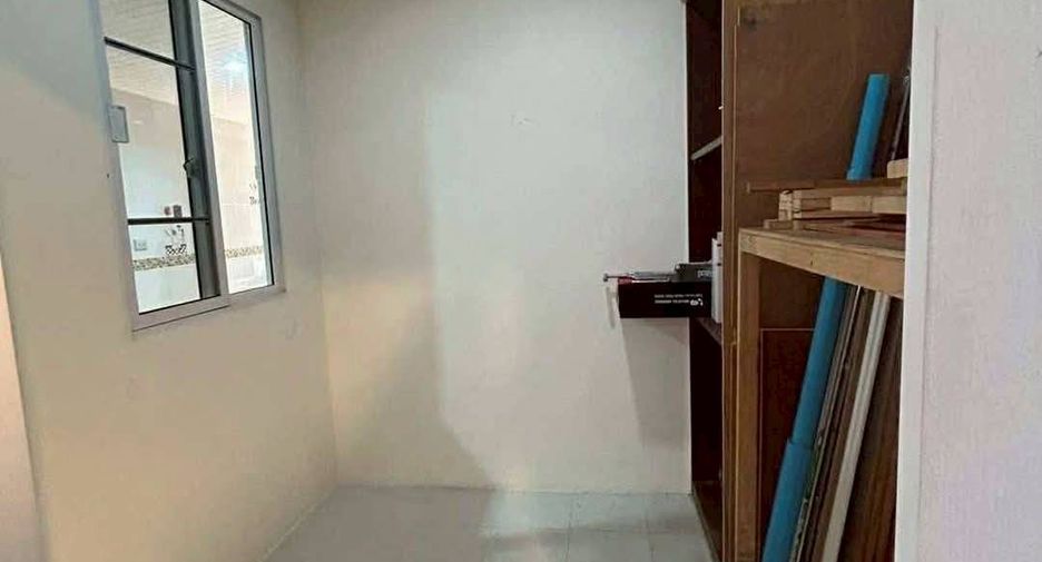 For rent 3 bedrooms house in Suan Luang, Bangkok