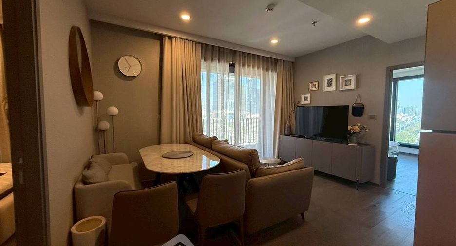 For rent 2 bedrooms condo in Khlong Toei, Bangkok