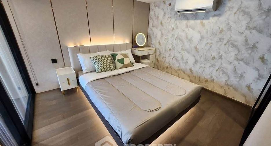 Condo en alquiler de 1 habitaciones en Bang Rak, Bangkok