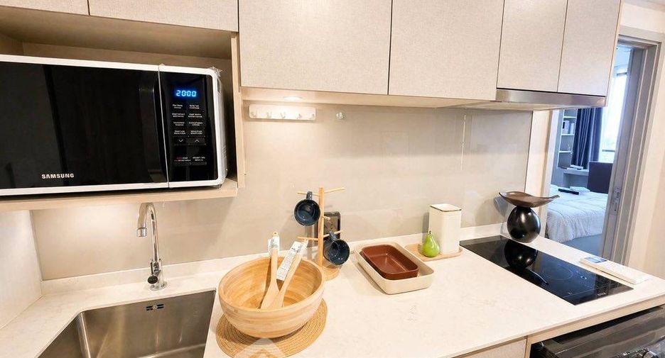 For rent 1 bed condo in Sathon, Bangkok
