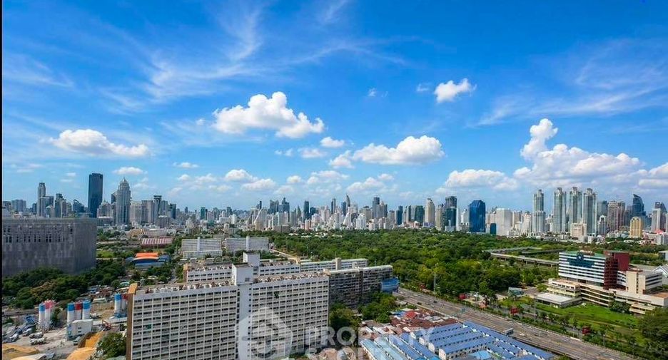 For rent 1 bed condo in Sathon, Bangkok