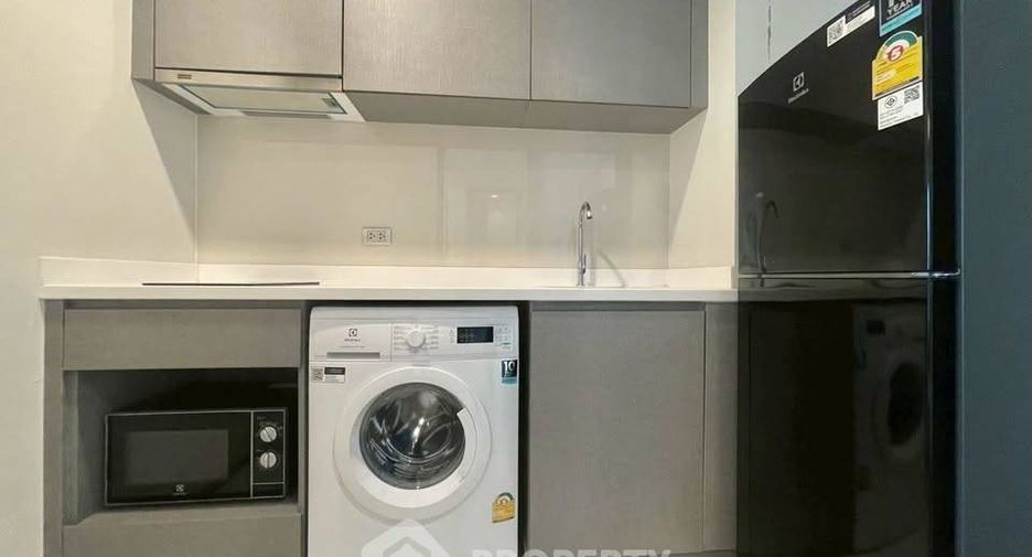 For rent 1 bed condo in Huai Khwang, Bangkok