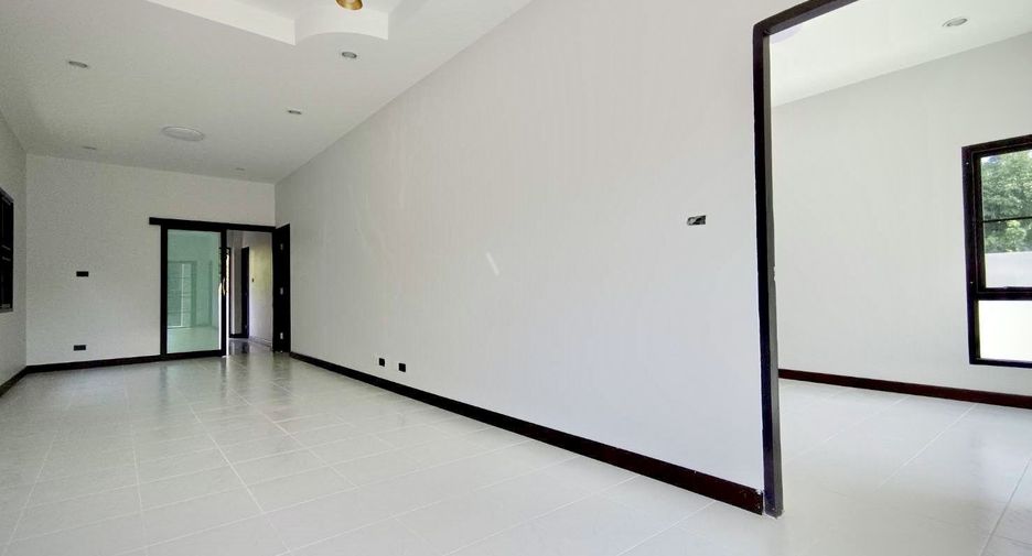 For sale and for rent 2 bedrooms house in San Kamphaeng, Chiang Mai