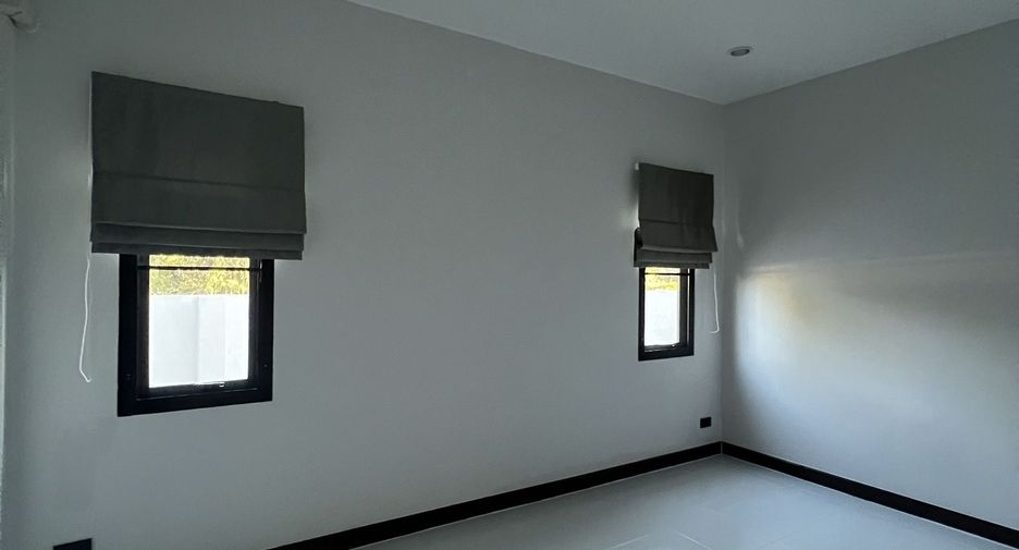 Casa en venta y en alquiler de 2 habitaciones en San Kamphaeng, Chiang Mai