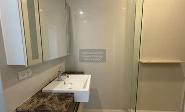 Condo en alquiler de 2 habitaciones en Khlong Toei, Bangkok