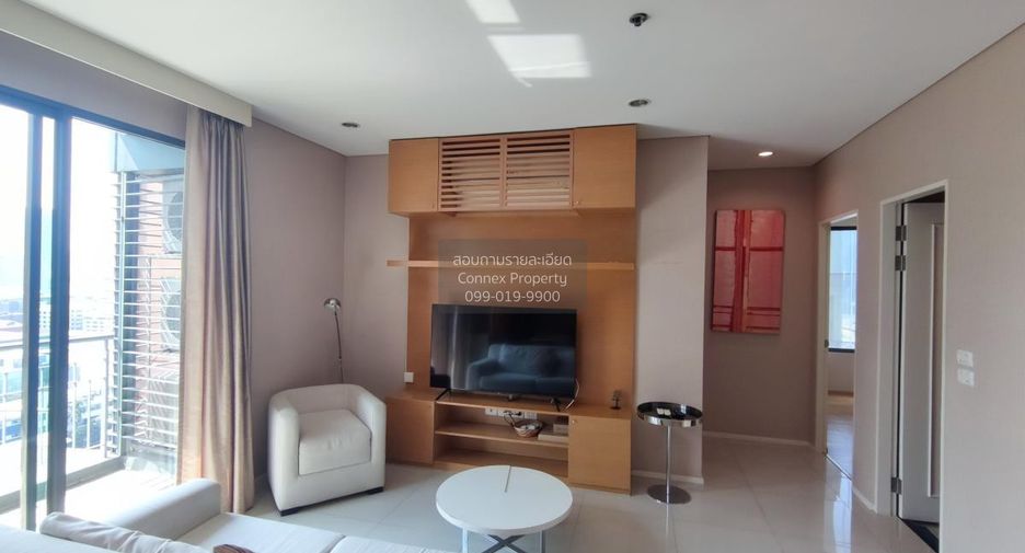 For rent 2 bedrooms condo in Watthana, Bangkok