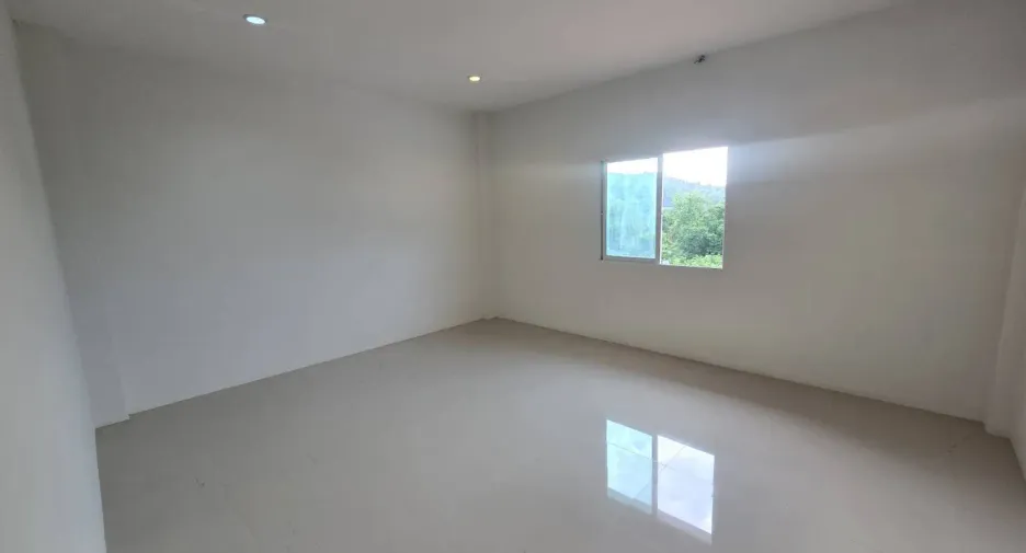 Gewerbefläche zur Miete mit 4 Zimmer in Hua Hin, Prachuap Khiri Khan
