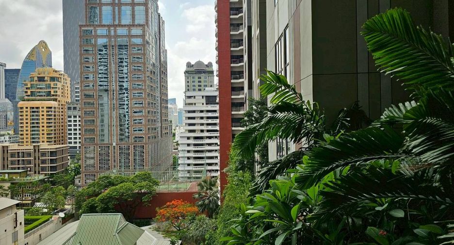 For rent 1 bed condo in Pathum Wan, Bangkok