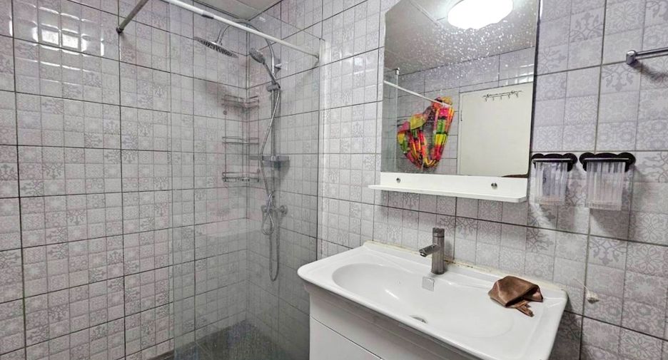 Аренда 2 спальни кондо в Щаттхана, Бангкок