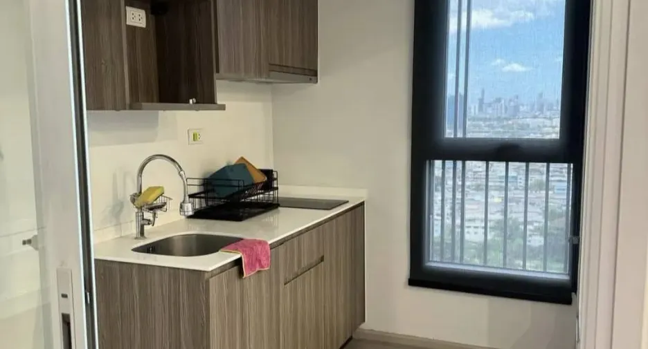 For sale 2 bedrooms condo in Phasi Charoen, Bangkok
