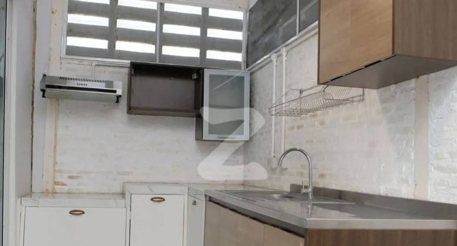 For sale 3 bedrooms townhouse in Bang Phli, Samut Prakan