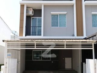 Reihenhaus zum Kauf mit 3 Zimmer in Bang Phli, Samut Prakan