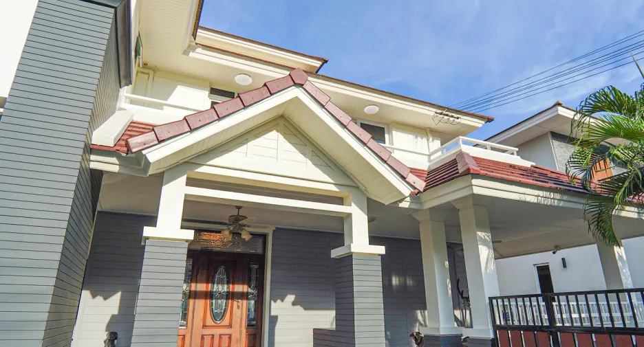 For sale 5 bedrooms villa in East Pattaya, Pattaya