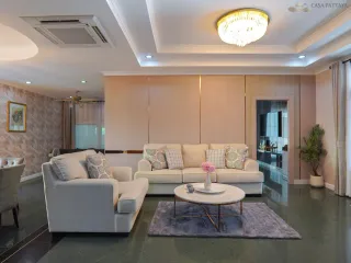For sale 5 ベッドルーム villa in Bang Lamung, Chonburi