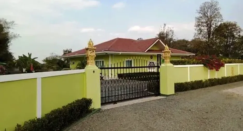 出售 3 卧室 独立屋 在 Lam Plai Mat, Buri Ram