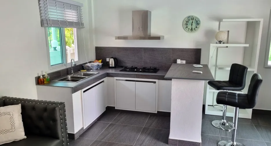 Casa en venta de 5 habitaciones en Lam Plai Mat, Buriram