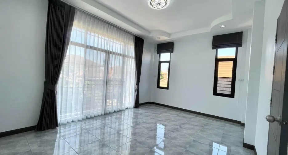 出售 3 卧室 独立屋 在 Mueang Lampang, Lampang