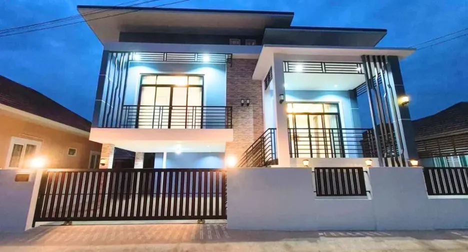出售 3 卧室 独立屋 在 Mueang Lampang, Lampang
