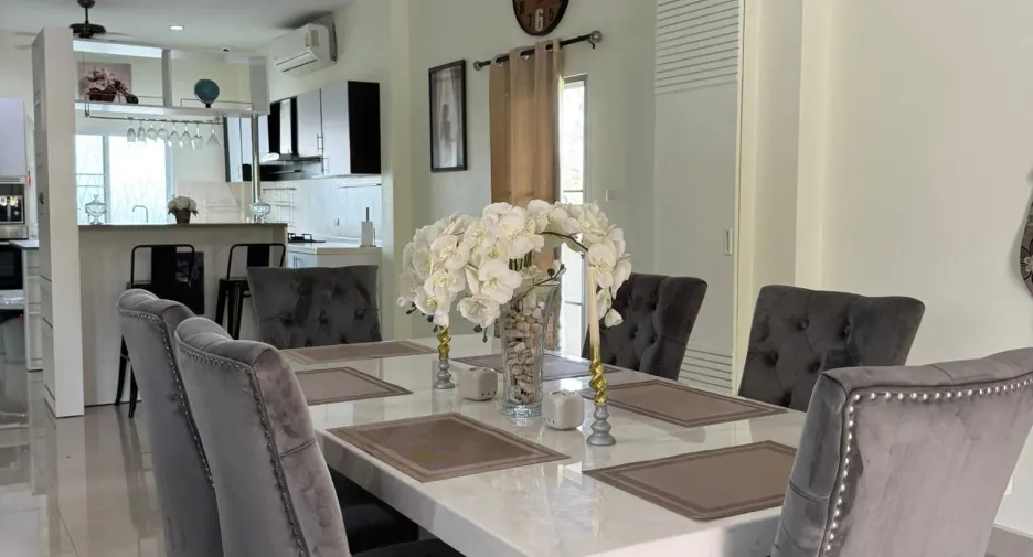 Haus zum Kauf mit 4 Zimmer in Thalang, Phuket