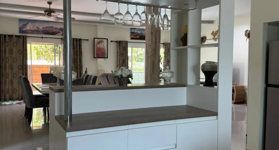 Haus zum Kauf mit 4 Zimmer in Thalang, Phuket