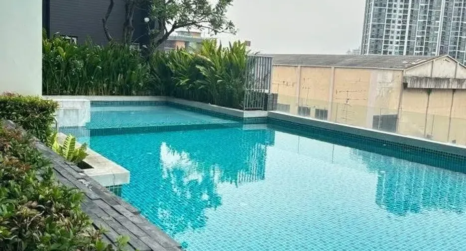 出租 1 卧室 公寓 在 Khlong Toei, 曼谷