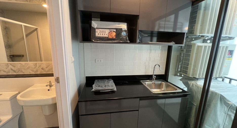 For sale studio condo in Chom Thong, Bangkok