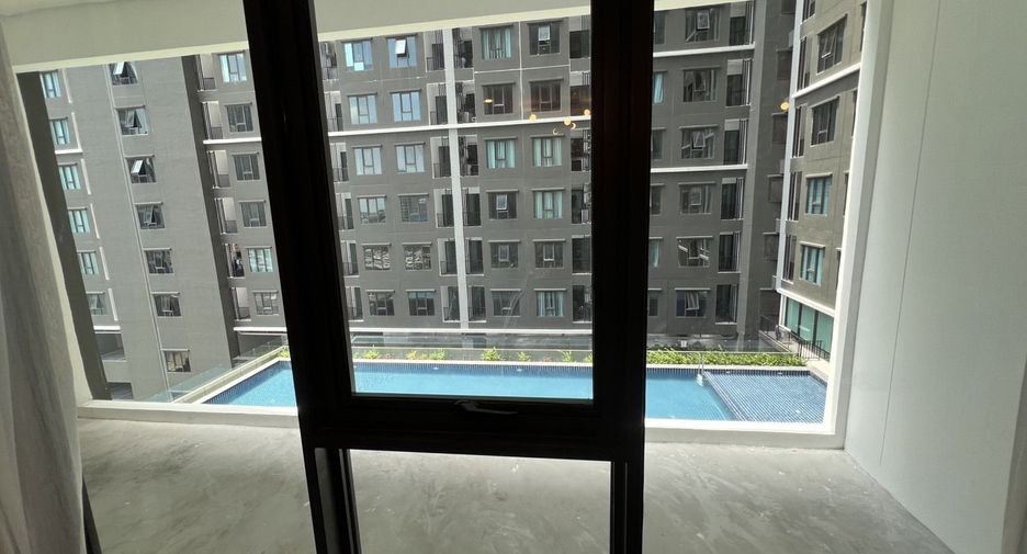 For sale studio condo in Chom Thong, Bangkok