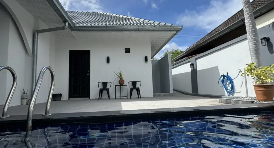 For sale and for rent 3 bedrooms villa in East Pattaya, Pattaya