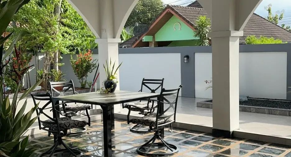 For sale and for rent 3 bedrooms villa in East Pattaya, Pattaya