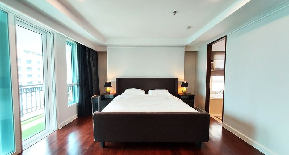 À vendre 2 chambres condo à Watthana, Bangkok