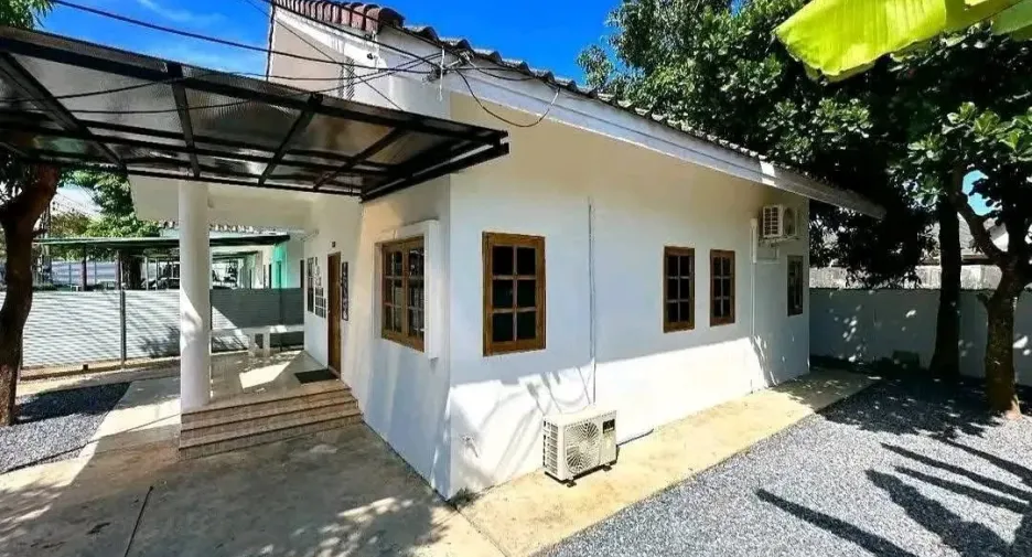 For rent 2 bedrooms house in Mueang Phuket, Phuket