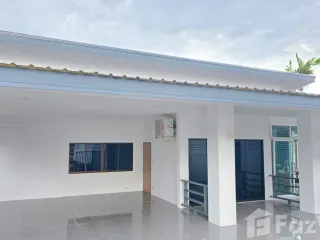 For rent 3 ベッドルーム house in Saraphi, Chiang Mai