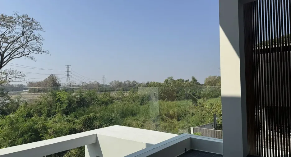 出租 4 卧室 别墅 在 Hang Dong, Chiang Mai